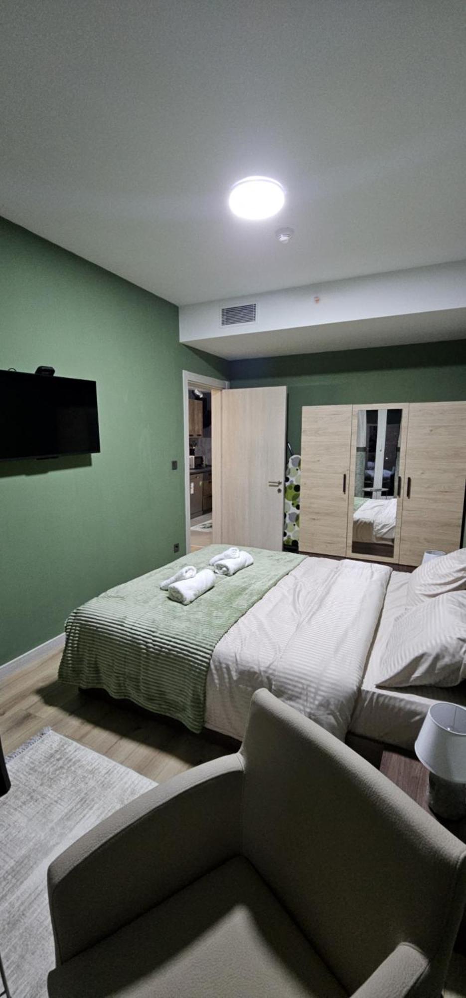 Sky Lux Point Apartment Skopje Bagian luar foto